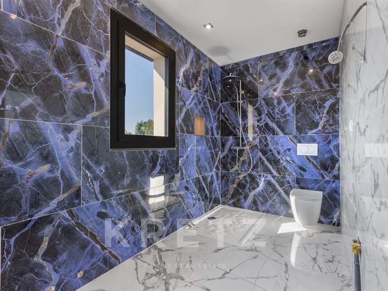 House Grimaud - 5 bedrooms - 204m²