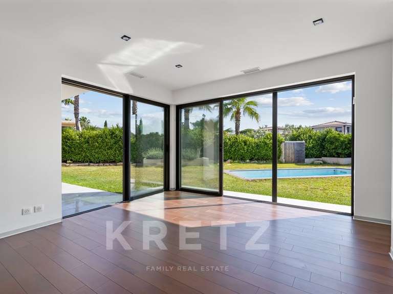 House Grimaud - 5 bedrooms - 204m²