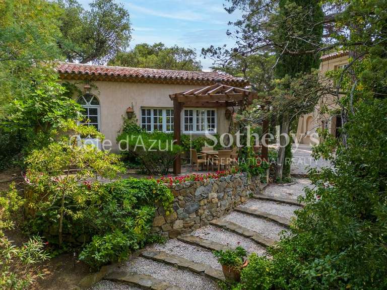 Maison Grimaud - 5 chambres - 437m²