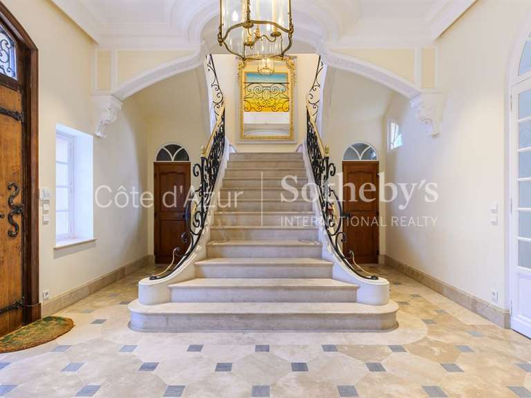 Maison Grimaud - 5 chambres - 437m²