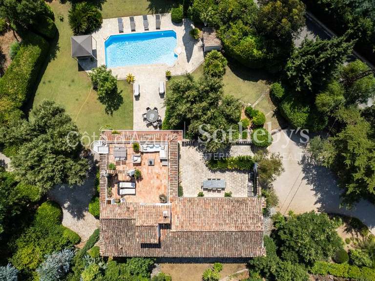 Maison Grimaud - 5 chambres - 240m²