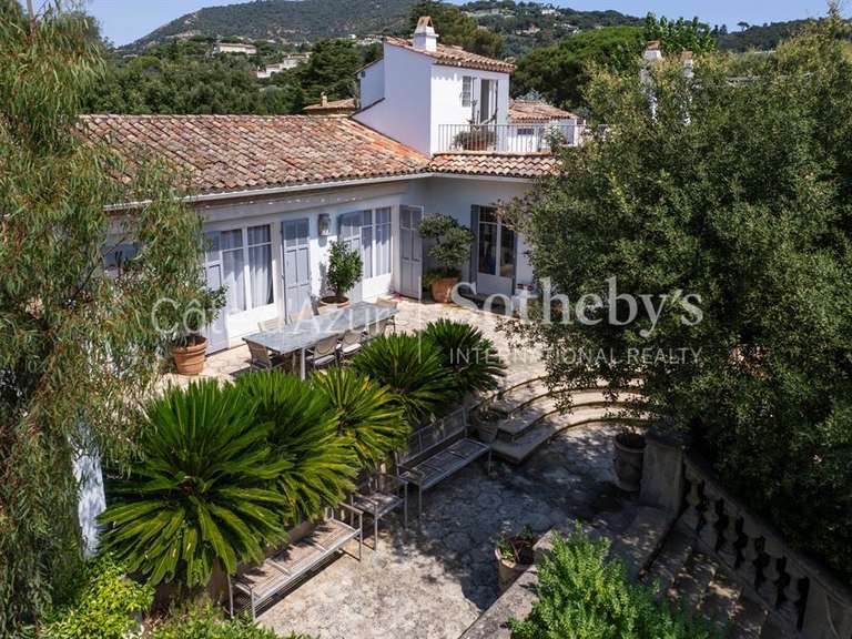 Maison Grimaud - 5 chambres - 240m²