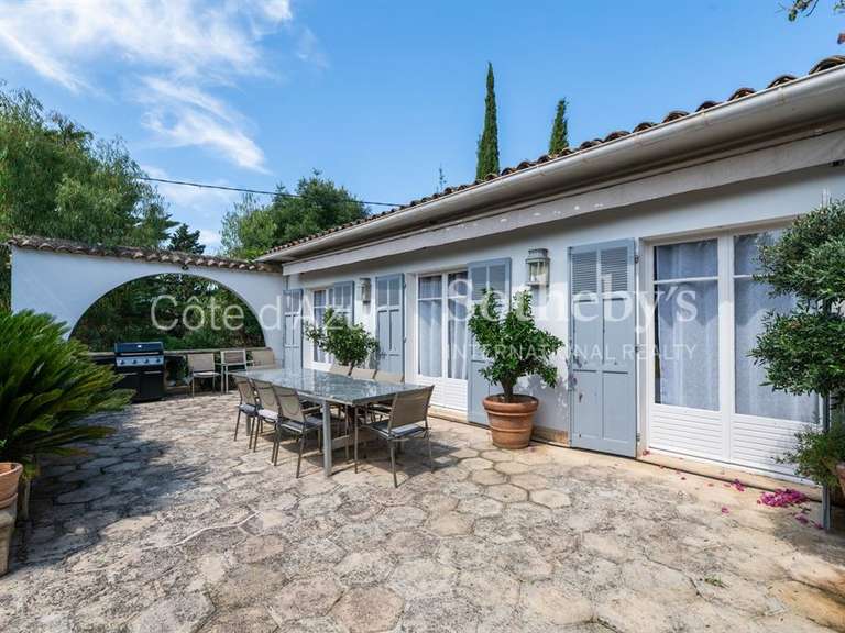 Maison Grimaud - 5 chambres - 240m²