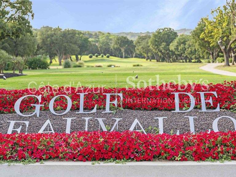 House Grimaud - 3 bedrooms - 120m²