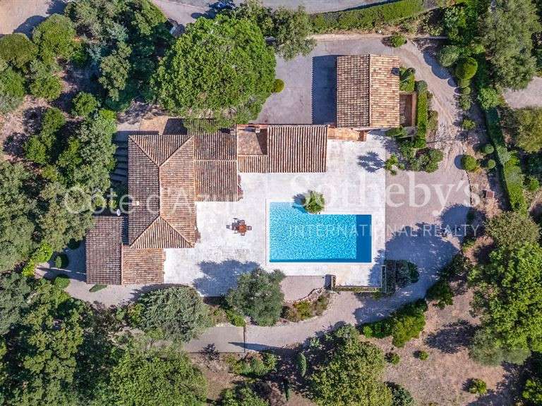 Maison Grimaud - 5 chambres - 328m²