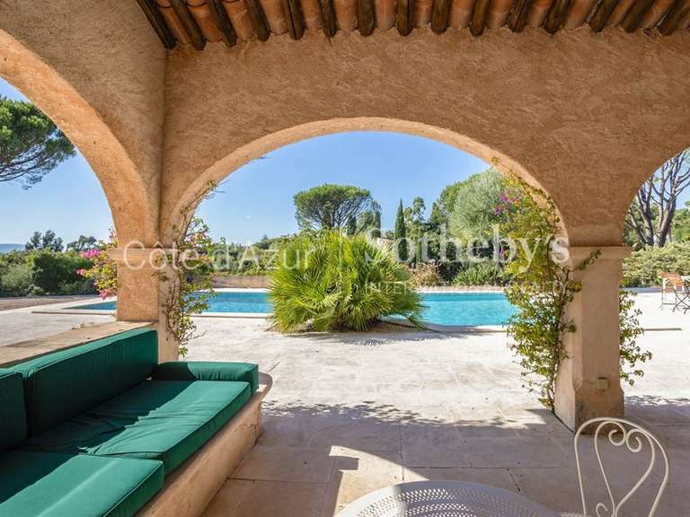 Maison Grimaud - 5 chambres - 328m²