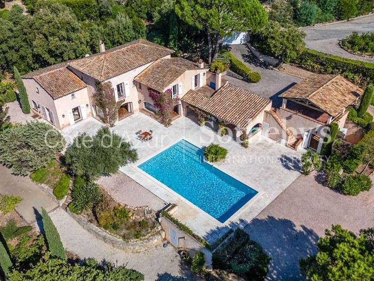 House Grimaud - 5 bedrooms - 328m²