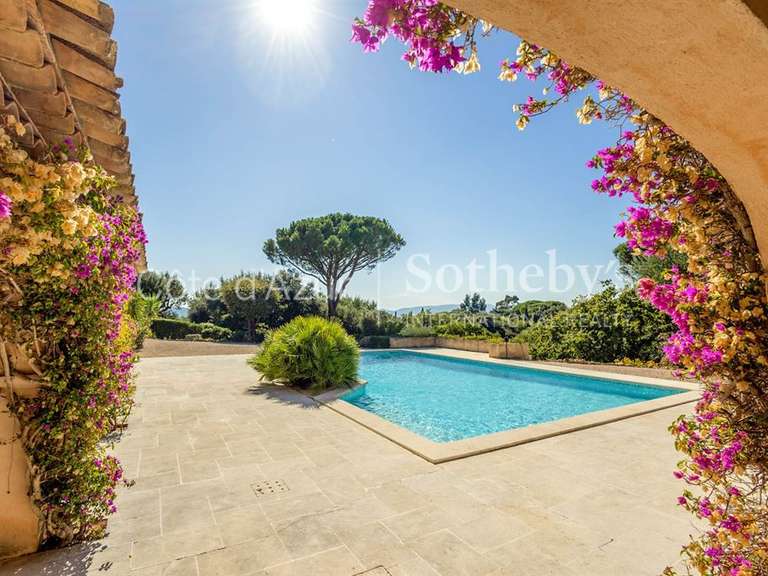 House Grimaud - 5 bedrooms - 328m²