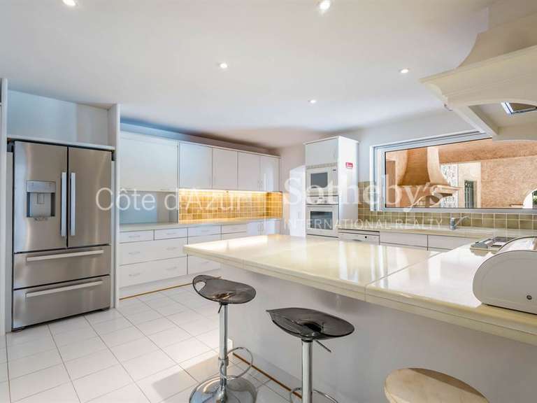 House Grimaud - 5 bedrooms - 328m²