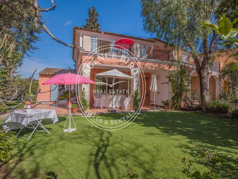 House Grimaud - 4 bedrooms - 110m²