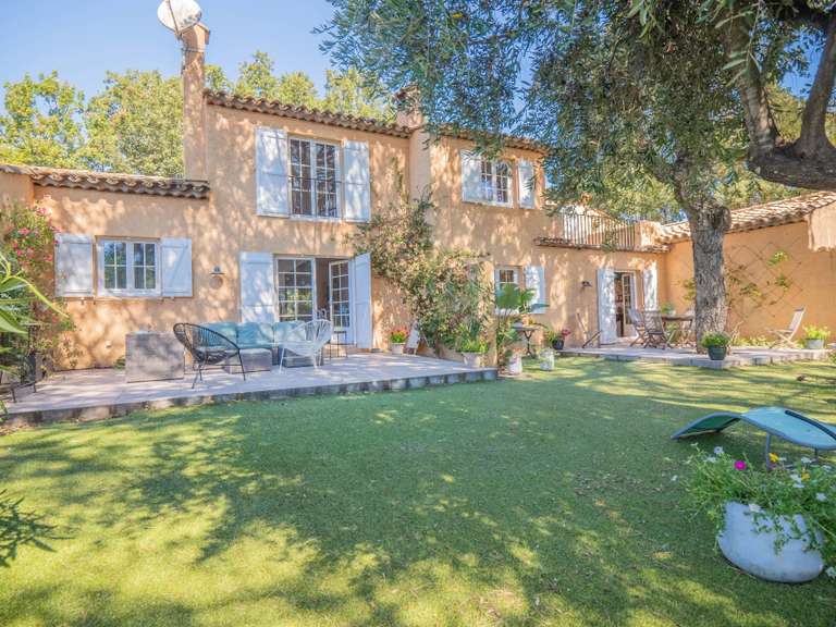 Maison Grimaud - 3 chambres - 117m²