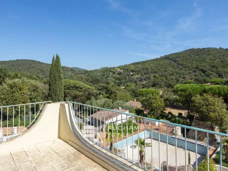 Maison Grimaud - 10 chambres - 591m²