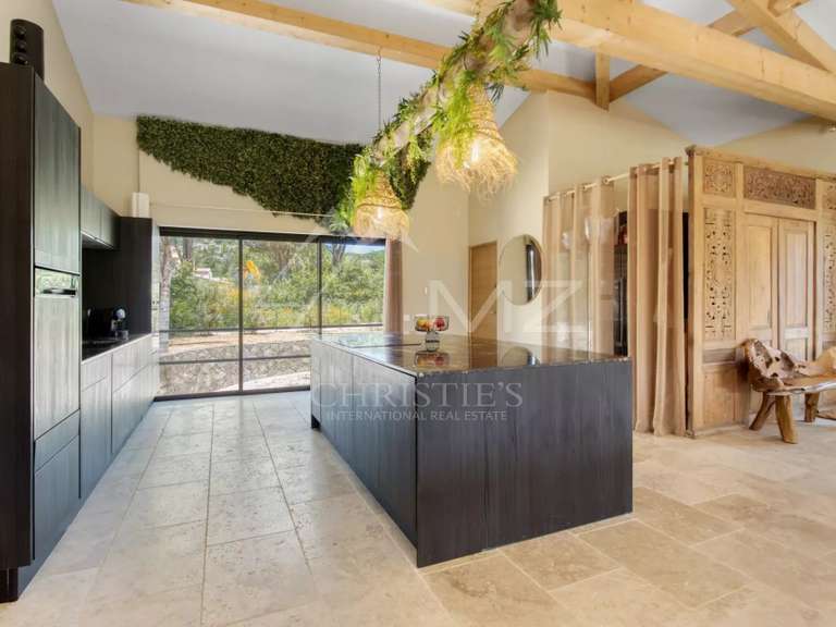 Maison Grimaud - 6 chambres - 308m²
