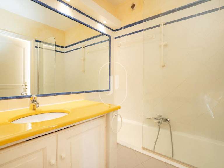 House Grimaud - 3 bedrooms - 75m²