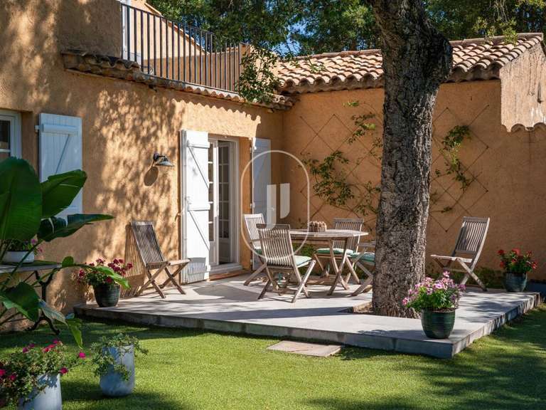 House Grimaud - 3 bedrooms - 117m²