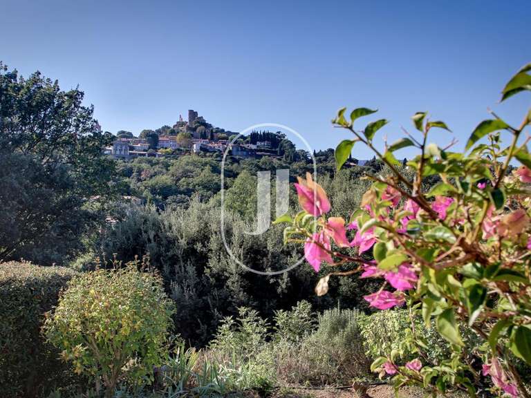 House Grimaud - 3 bedrooms - 240m²