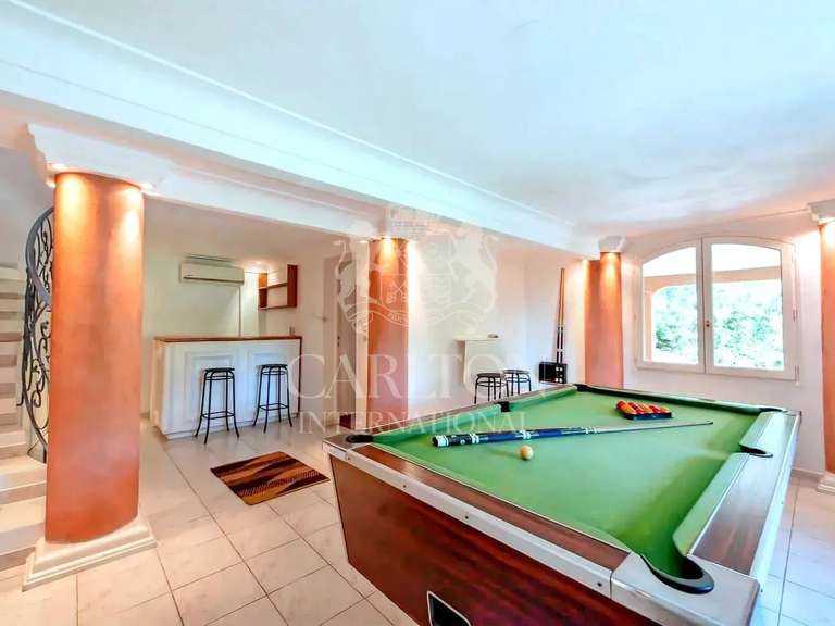 Maison Grimaud - 5 chambres - 220m²