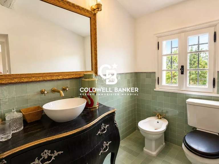 Maison Grimaud - 4 chambres - 261m²