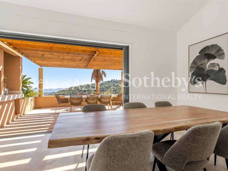 Maison Grimaud - 6 chambres - 360m²