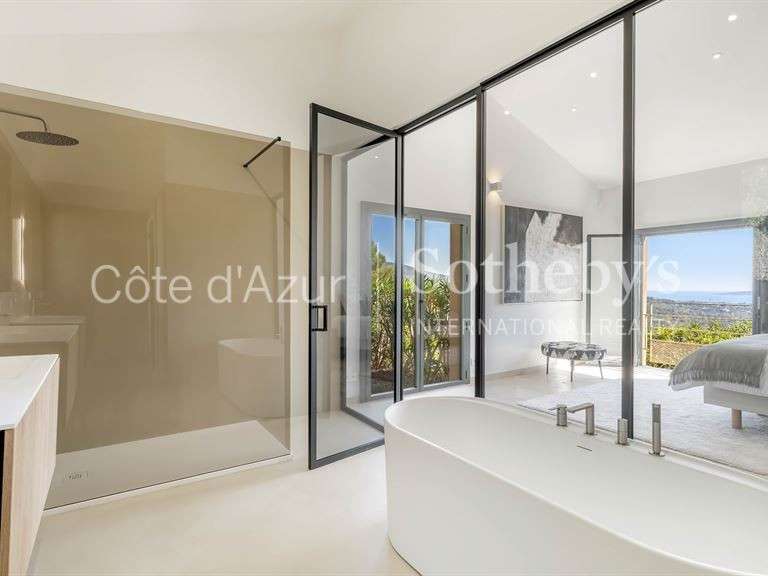 Maison Grimaud - 6 chambres - 360m²