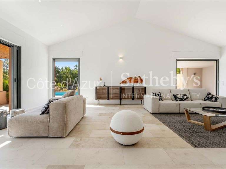 Maison Grimaud - 6 chambres - 360m²