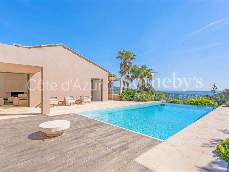 Maison Grimaud - 6 chambres - 360m²