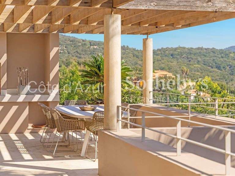Maison Grimaud - 6 chambres - 360m²