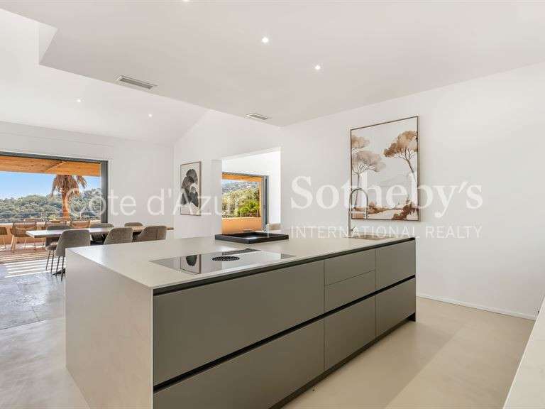 Maison Grimaud - 6 chambres - 360m²