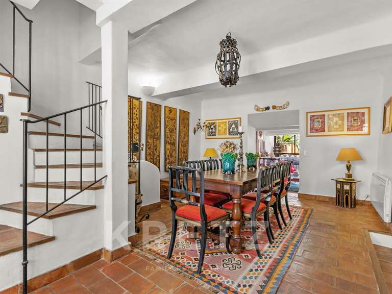Maison Grimaud - 5 chambres - 250m²