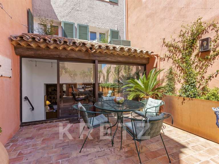 Maison Grimaud - 5 chambres - 250m²