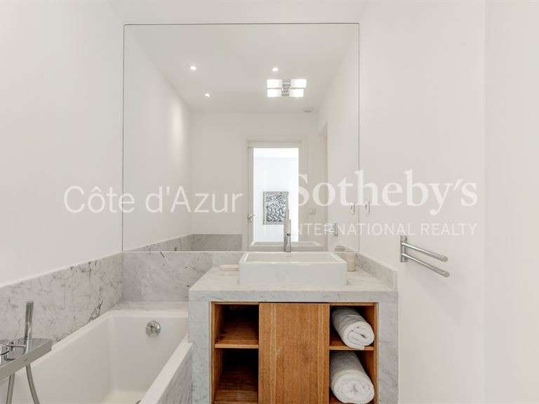 Maison Grimaud - 5 chambres - 251m²