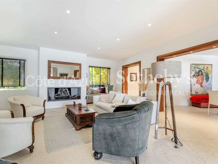 Maison Grimaud - 5 chambres - 251m²