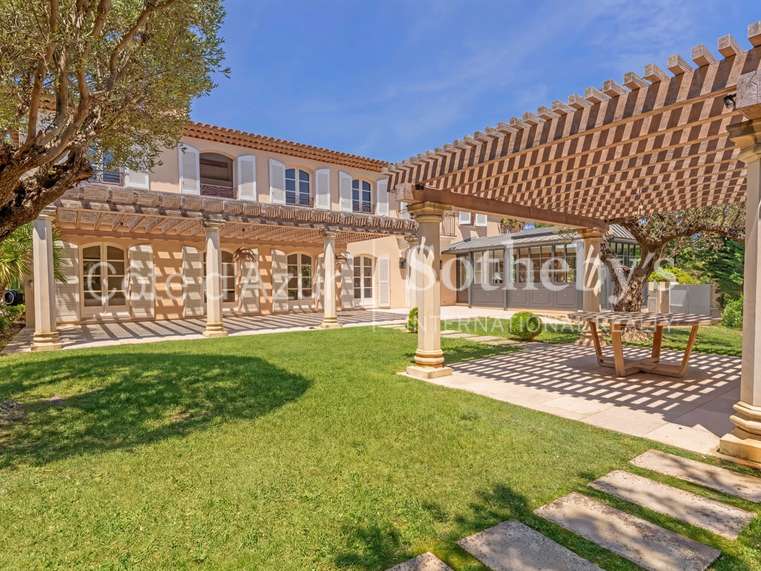 Maison Grimaud - 6 chambres - 260m²