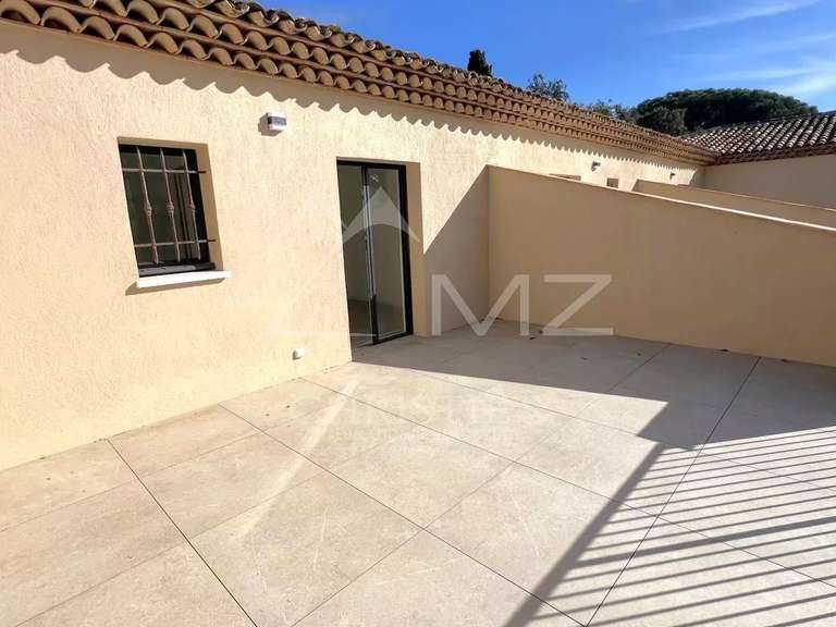 House Grimaud - 2 bedrooms - 70m²