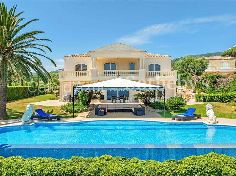 Maison Grimaud - 5 chambres - 306m²