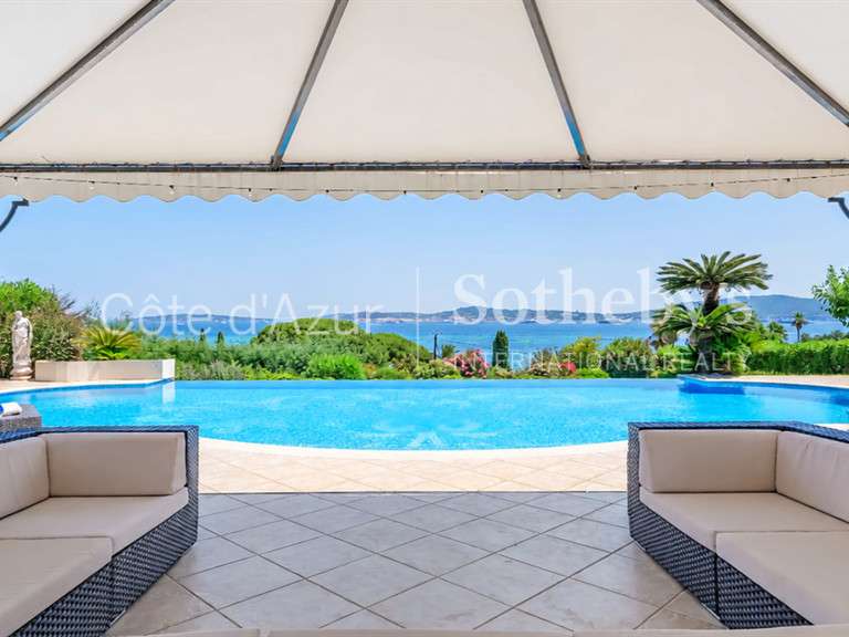 Maison Grimaud - 5 chambres - 306m²