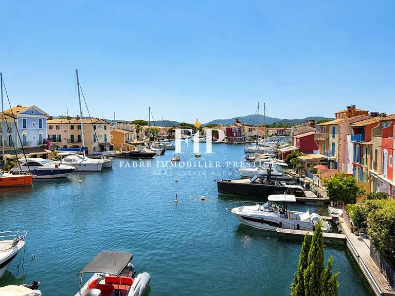 Maison Grimaud - 4 chambres - 81m²