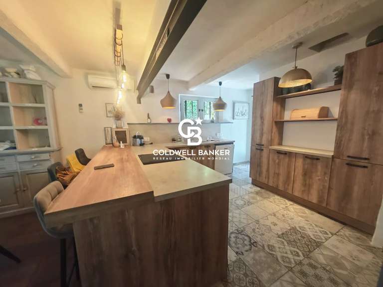 Maison Grimaud - 5 chambres - 220m²
