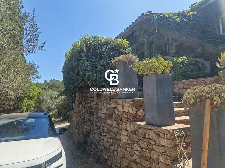 Maison Grimaud - 5 chambres - 220m²