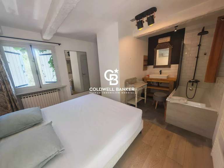 Maison Grimaud - 5 chambres - 220m²