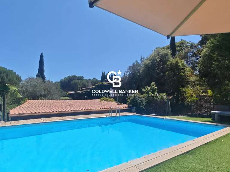 Maison Grimaud - 5 chambres - 220m²