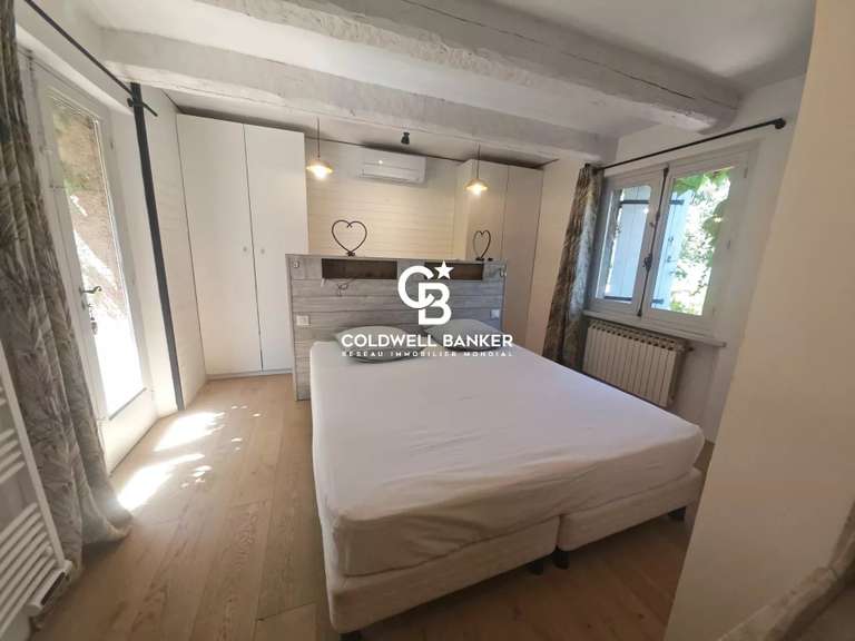 Maison Grimaud - 5 chambres - 220m²