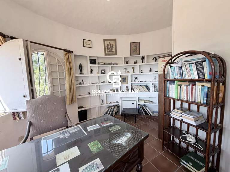 Maison Grimaud - 3 chambres - 209m²