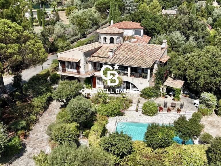 Maison Grimaud - 3 chambres - 209m²