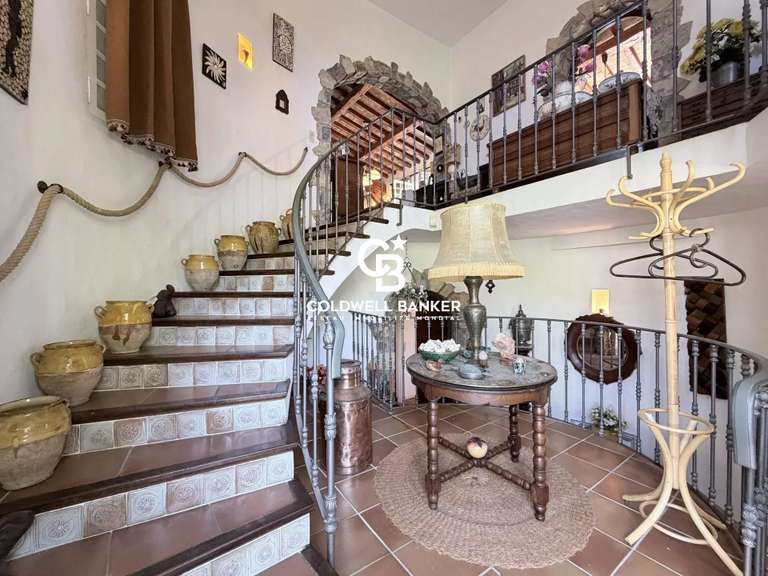 Maison Grimaud - 3 chambres - 209m²