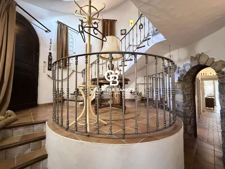 Maison Grimaud - 3 chambres - 209m²