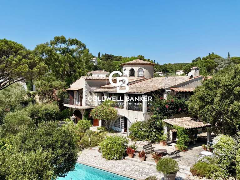 Maison Grimaud - 3 chambres - 209m²