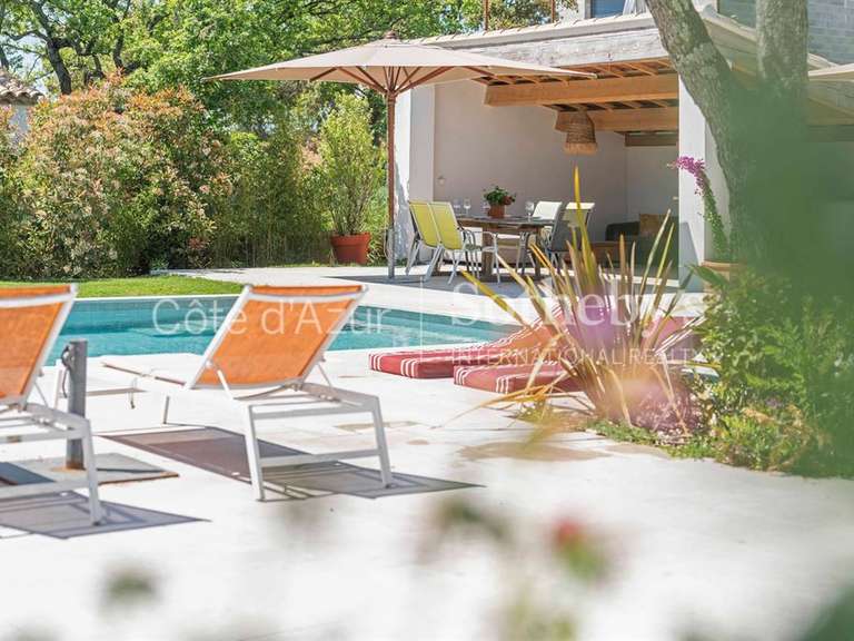 Maison Grimaud - 6 chambres - 300m²