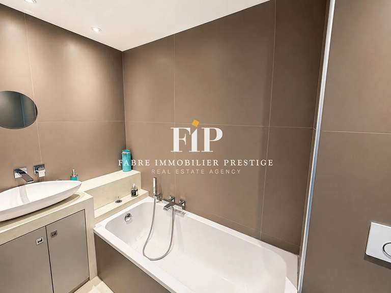 Maison Grimaud - 4 chambres - 81m²