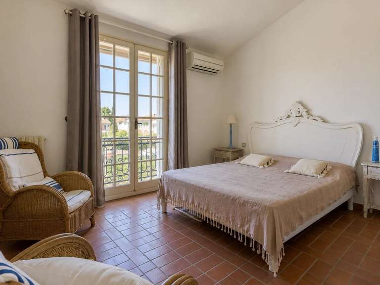 Maison Grimaud - 2 chambres - 63m²